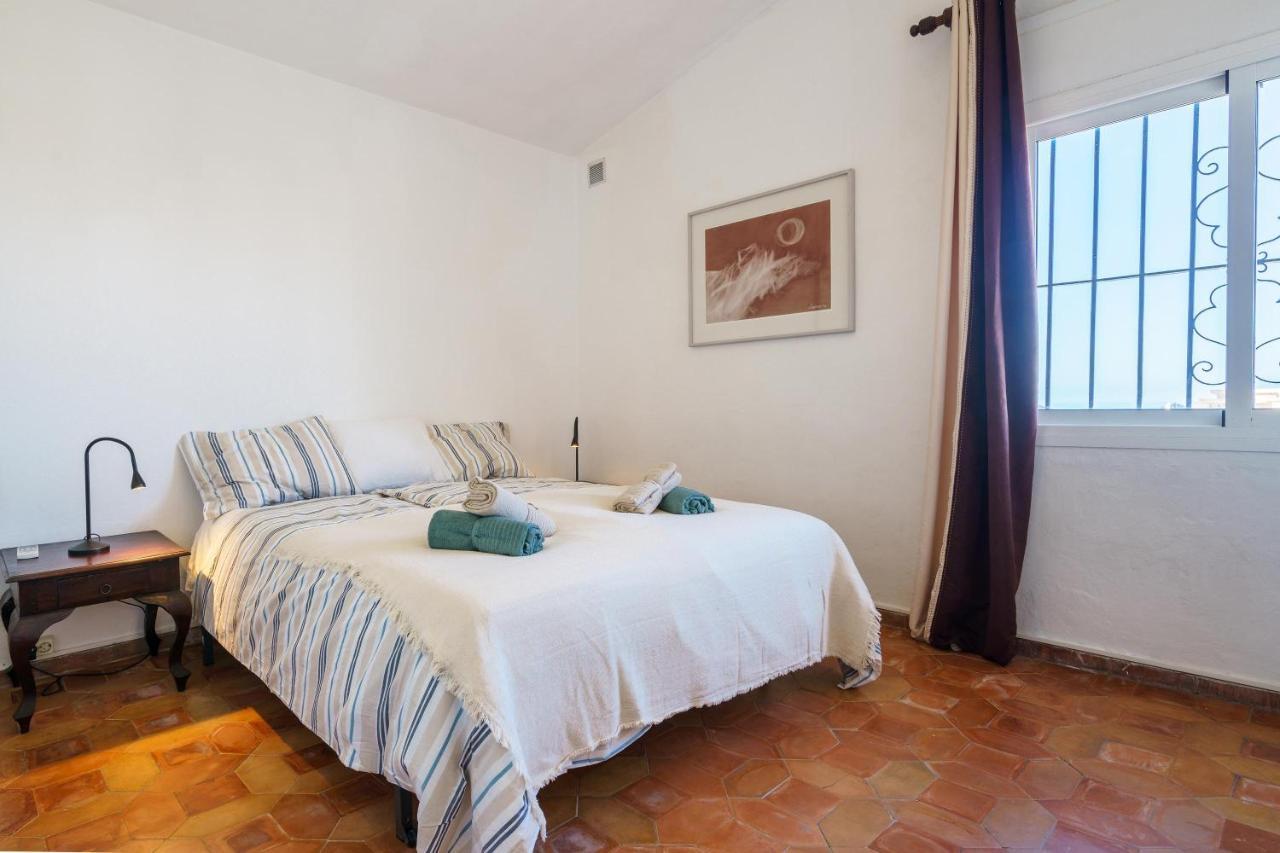 פואנגירולה Villa Torreblanca מראה חיצוני תמונה