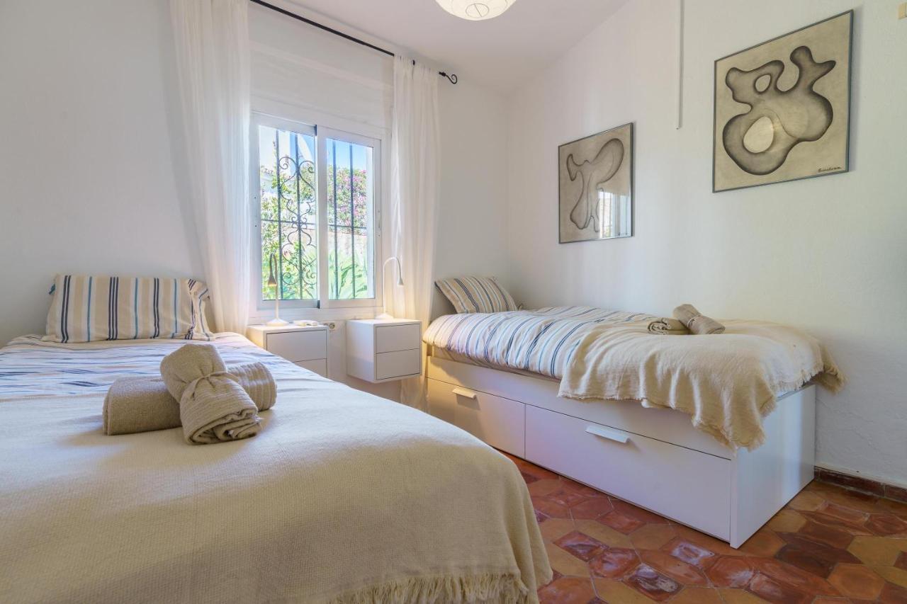 פואנגירולה Villa Torreblanca מראה חיצוני תמונה