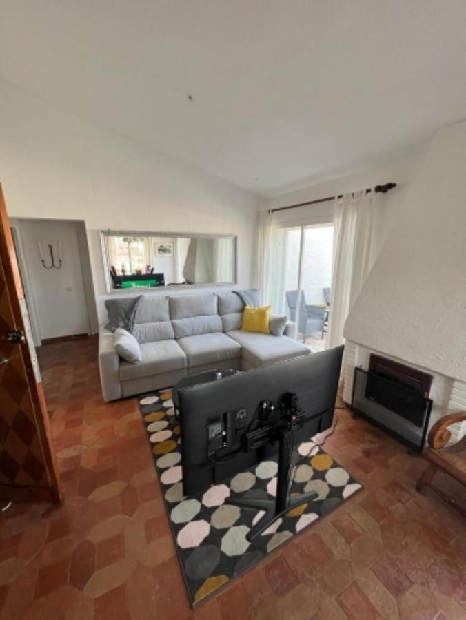 פואנגירולה Villa Torreblanca מראה חיצוני תמונה